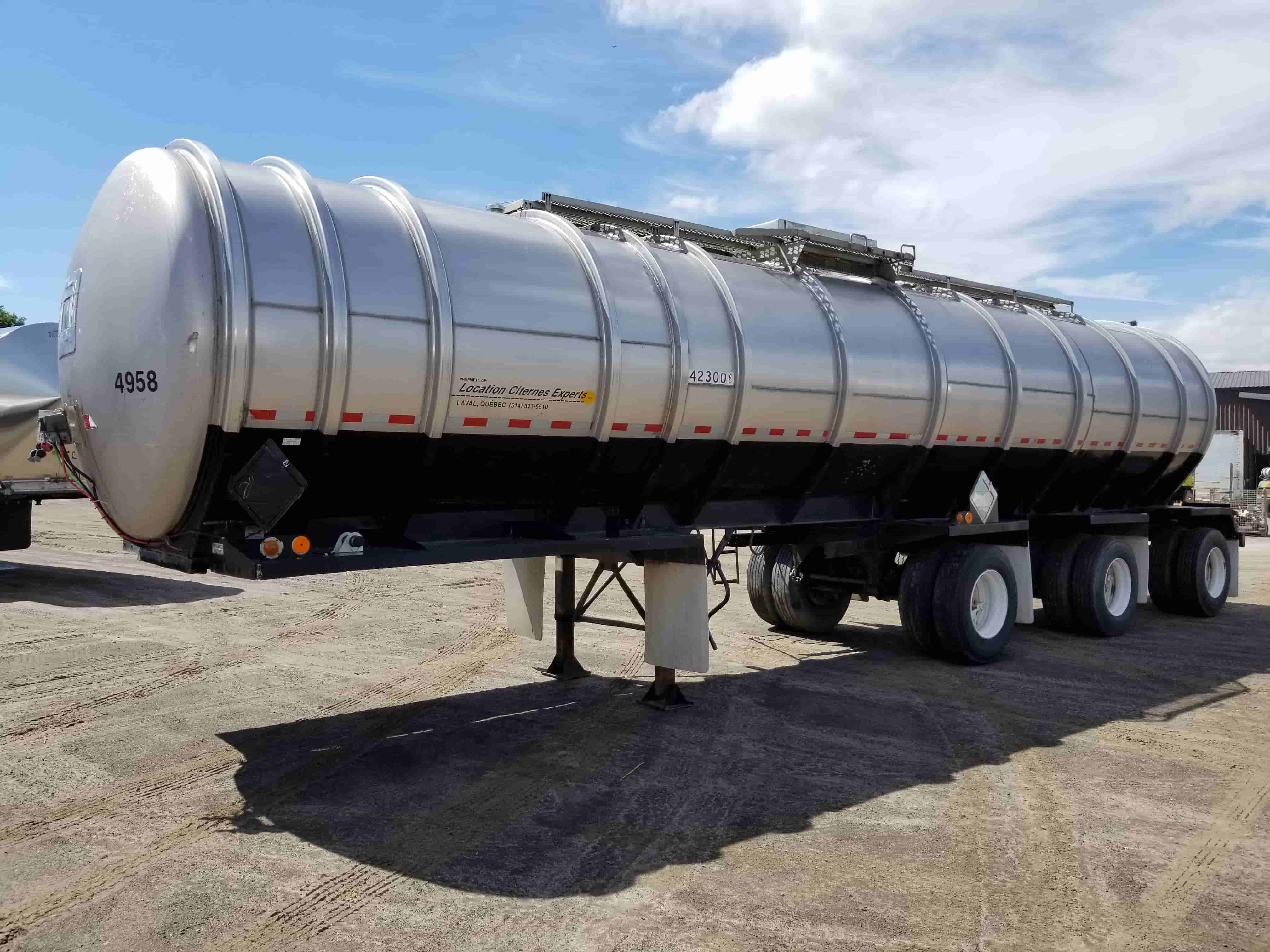 tank trailer